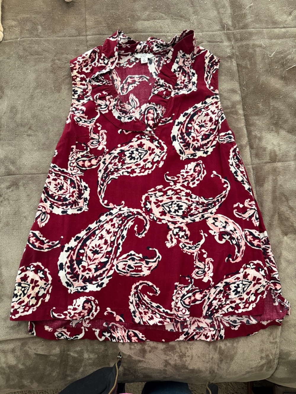 crown & ivy Red Paisley Sleeveless Ruffle Neck Blouse